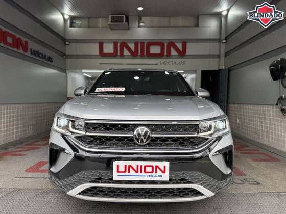 VOLKSWAGEN TAOS 1.4 250 TSI TOTAL FLEX HIGHLINE AUTOMÁTICO